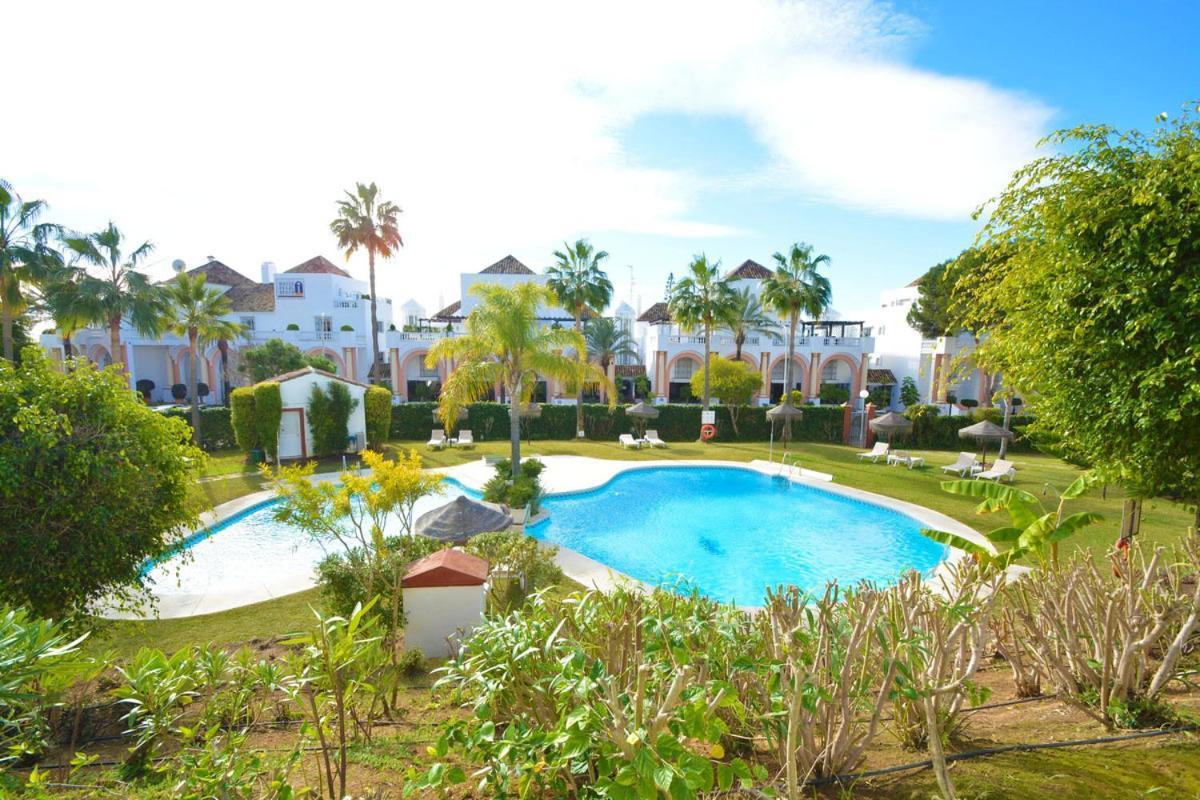 Luxury Beach Side Apartment In Marbella Playa Esterno foto